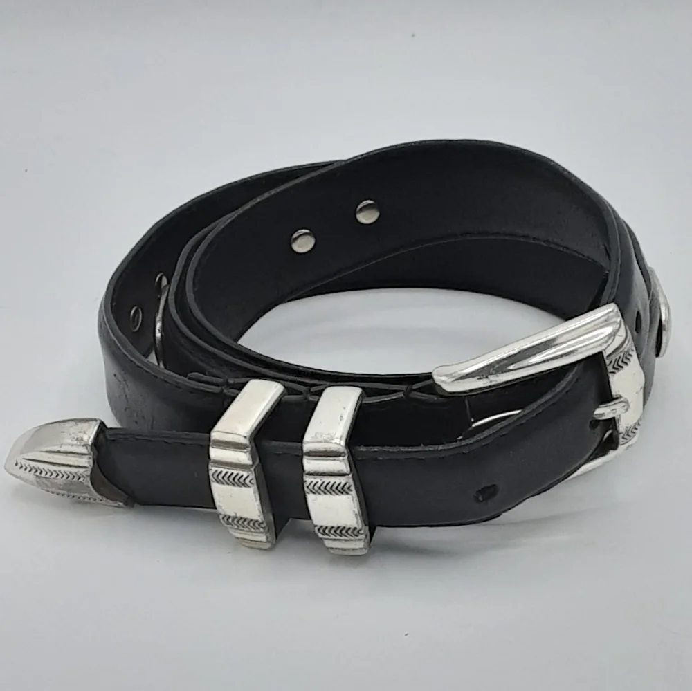 Men's Black Oil Grained Leather Belt with Silver Tone Haedwear SZ 38.